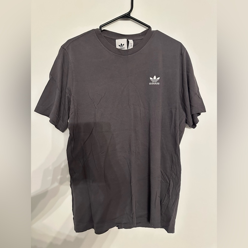 Adidas T-Shirt